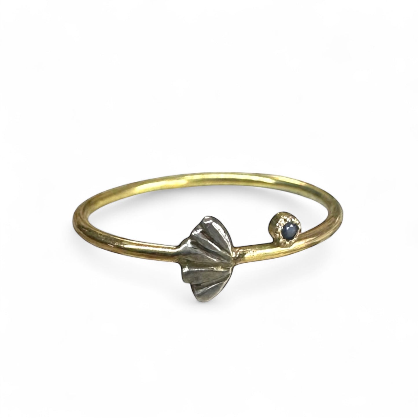 Ring Una