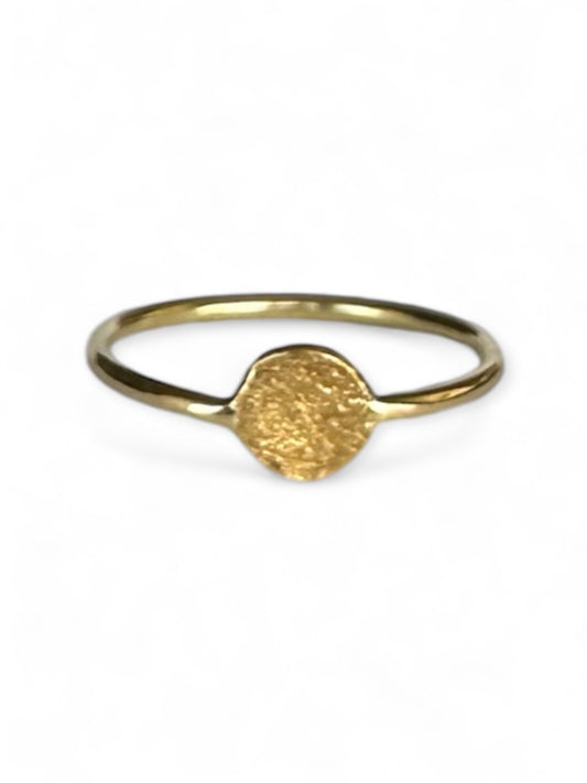 Ring Schmuck Goldschmied recycelt Berlin nachhaltig Gold