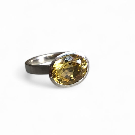 Ring recyceltes Gold Berlin Schmuck nachhaltig Goldschmied